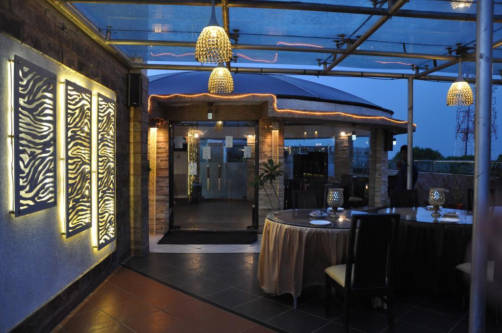 Hotel Crystal 4*
