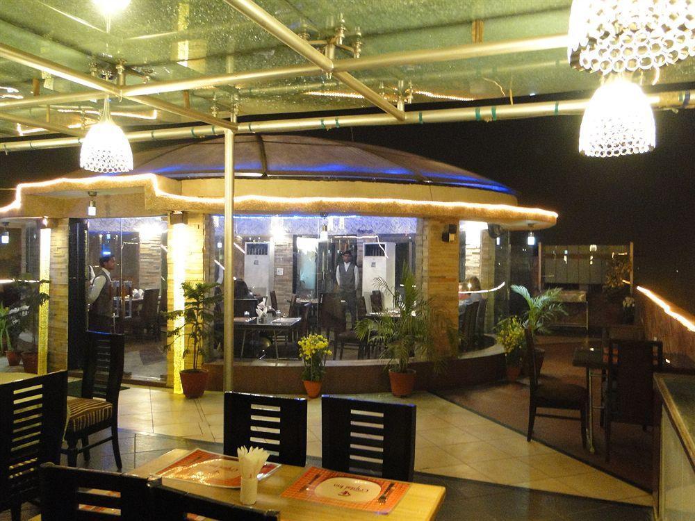 Crystal Hotel 4*